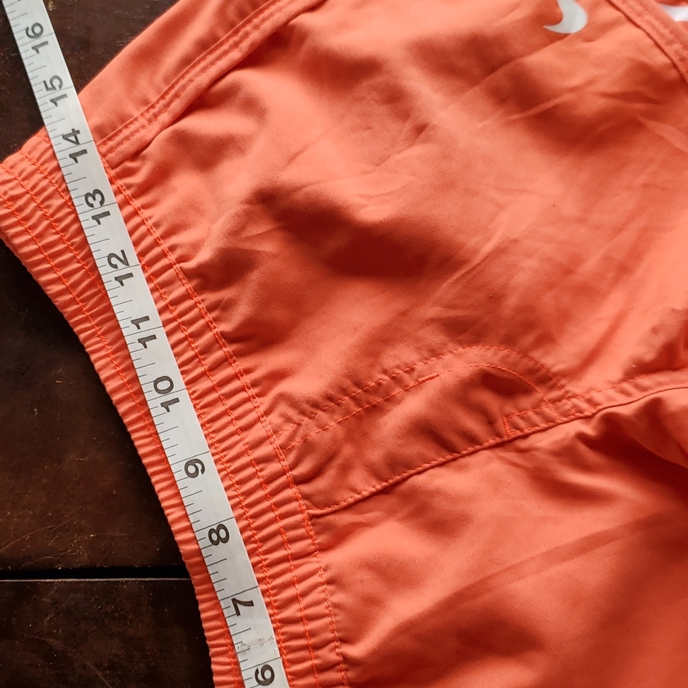 Nike Revsersible Shorts - Picture 3 of 4